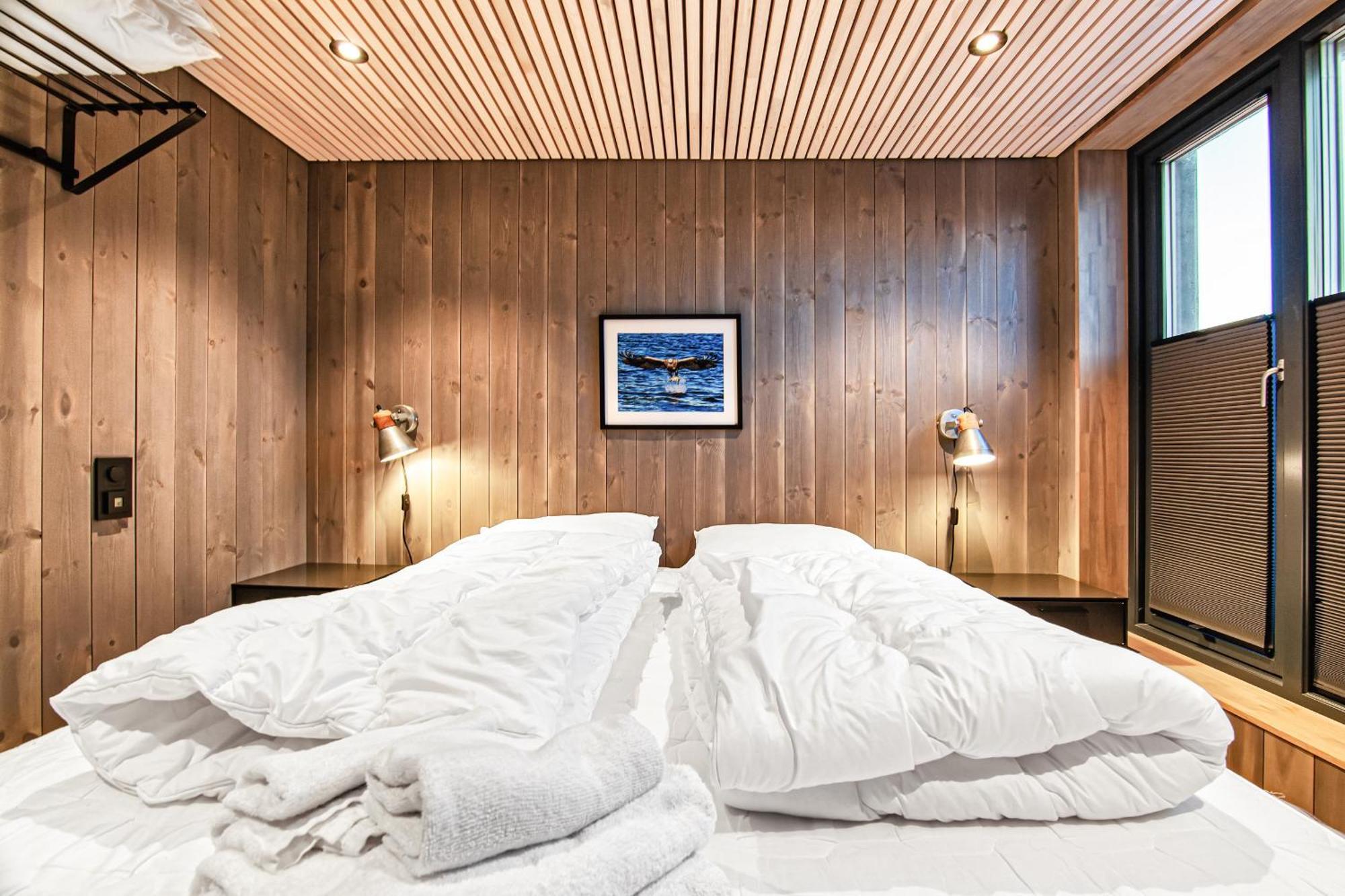 Rorbuleilighet Lysoysundet 1G Henningsvær Exterior foto